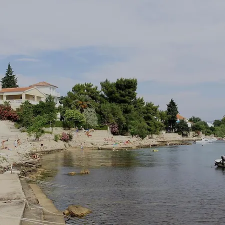 House Zara Hébergement de vacances Maslenica