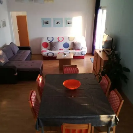 Hébergement de vacances House Zara *