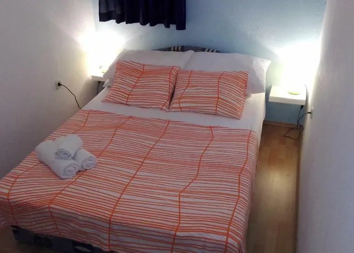 House Zara Nyaraló Maslenica